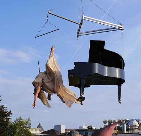Flying Piano 3